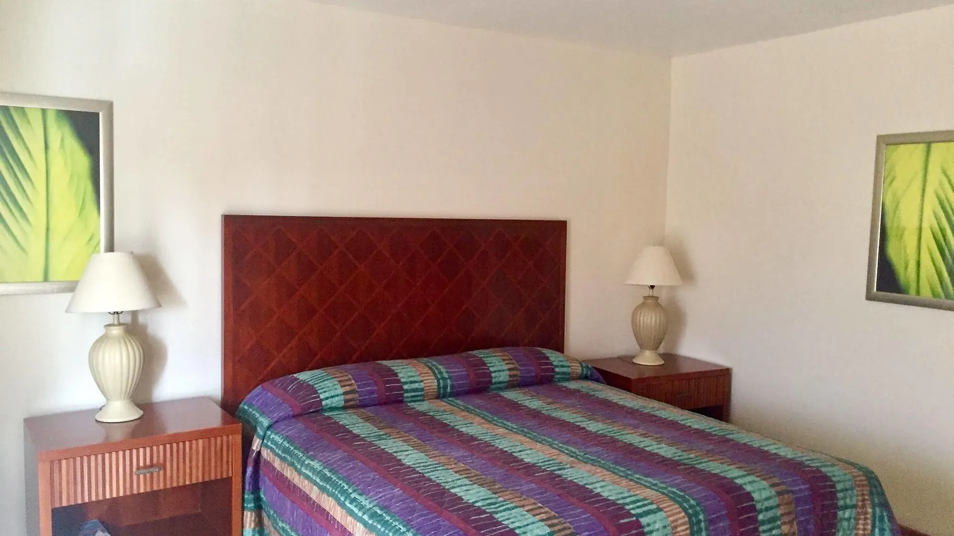 Sun Fun Hotel Nassau